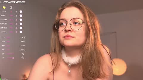 Snapshot of emilyforelsket chatting on December 2024 12:12:02 PM Emily online show from December 2024 12:12:02 PM