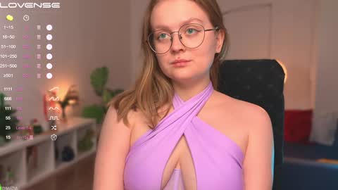 Snapshot of emilyforelsket chatting on January 2025 02:55:01 PM Emily online show from January 2025 02:55:01 PM