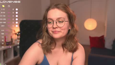 Snapshot of emilyforelsket chatting on January 2025 03:01:01 PM Emily online show from January 2025 03:01:01 PM