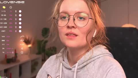 Snapshot of emilyforelsket chatting on February 2025 06:23:01 PM Emily online show from February 2025 06:23:01 PM
