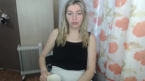 Snapshot of emilyfork chatting on March 2025 04:45:02 AM emilyfork online show from March 2025 04:45:02 AM