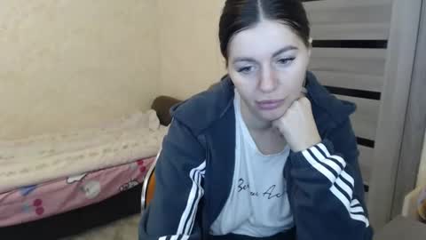 emilyfork online show from November 2025 06:57:02 AM