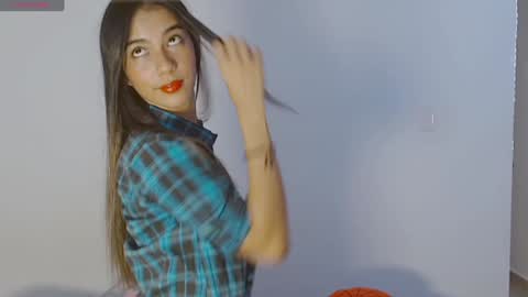 Snapshot of emilygaviria chatting on February 2025 08:19:01 PM EMILY GAVIRIA online show from February 2025 08:19:01 PM