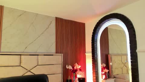 Emily Hendrix online show from February 2026 02:14:01 PM