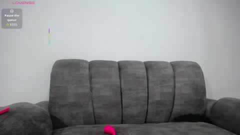 Snapshot of emilyhines__ chatting on September 2025 02:44:02 AM Emilyhines online show from September 2025 02:44:02 AM