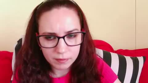 Snapshot of emilyhotflirt chatting on July 2026 02:33:01 PM Emily online show from July 2026 02:33:01 PM