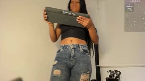 Emily online show from September 2025 12:27:02 PM
