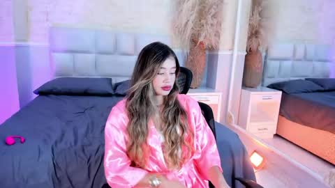 EmilyJhonson online show from April 2026 02:40:02 PM