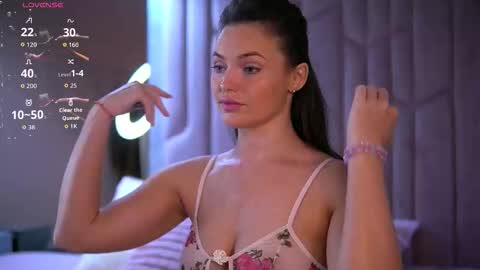 Emily online show from October 2025 09:17:01 AM