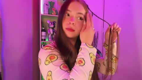 VALEEEN online show from January 2025 03:53:02 PM