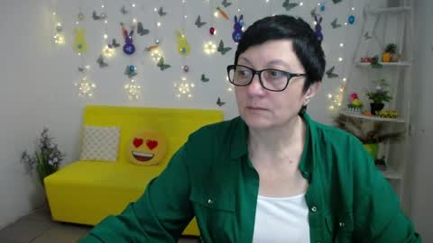 Emily online show from April 2026 06:19:01 AM