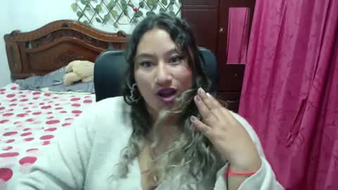 Emily Cortez online show from January 2025 03:18:02 AM