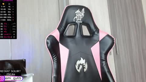 Emilyn online show from April 2026 04:15:02 PM