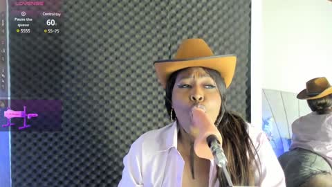 emilyrojas online show from January 2025 12:39:02 PM