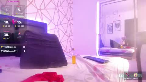         online show from February 2025 01:58:02 AM