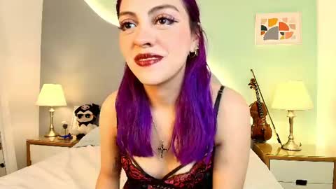 Snapshot of emilyroth chatting on June 2026 07:02:02 PM emily online show from June 2026 07:02:02 PM