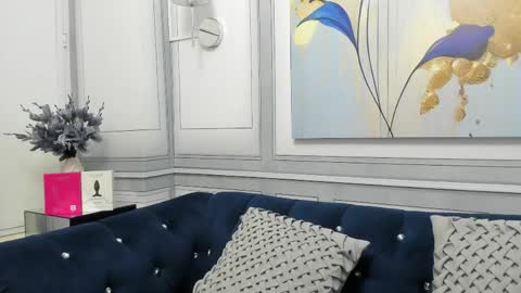 Emily online show from April 2026 11:16:01 AM