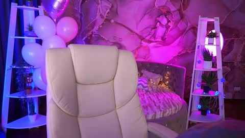  MY NAME IS Emily WELCOME EVERYONE I WILL BE HAPPY TO GIVE YOU WHAT YOU HAVE DREAMED OF FOR SO LONG online show from February 2026 09:06:02 AM