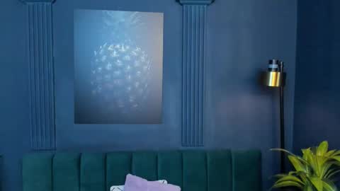 Emily Thyson online show from October 2025 12:12:02 PM