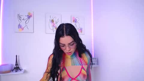 Emily online show from October 2025 07:21:02 PM