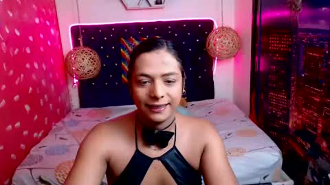 Snapshot of emilytssweet chatting on February 2025 01:16:01 PM Emily online show from February 2025 01:16:01 PM