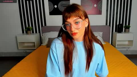 Emily online show from September 2025 08:16:02 AM