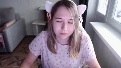 Snapshot of emilyway chatting on July 2026 11:39:02 AM emilyway online show from July 2026 11:39:02 AM