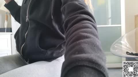Snapshot of emilyweed chatting on February 2025 09:35:01 AM Emily ---- online show from February 2025 09:35:01 AM