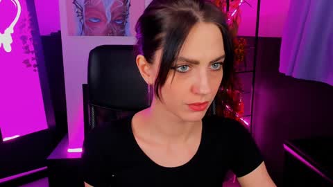 Emily online show from December 2024 11:23:02 AM