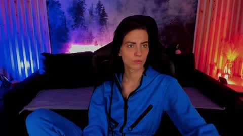 Emily online show from December 2024 08:23:02 AM