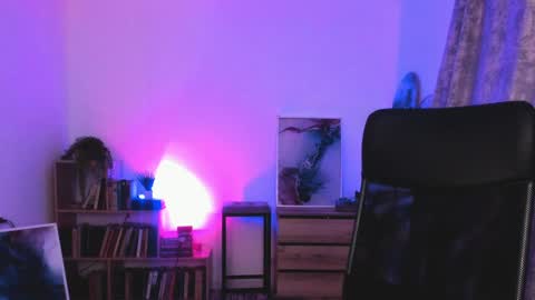 Emily online show from January 2025 08:52:01 AM