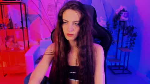 Emily online show from January 2025 08:11:02 AM