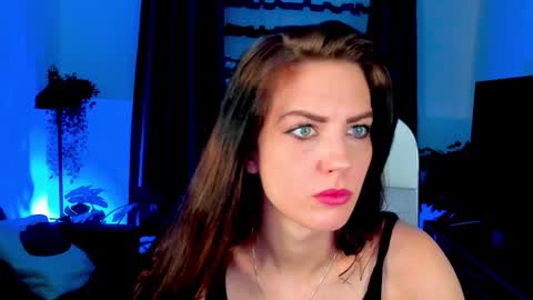 Emily online show from February 2025 09:17:02 AM