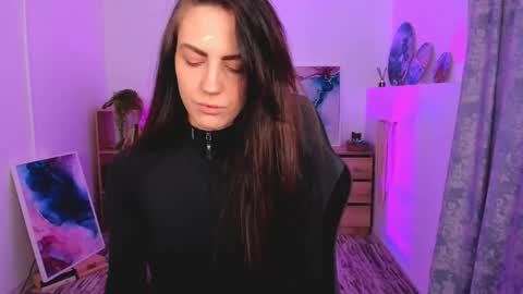 Emily online show from February 2025 08:21:01 AM