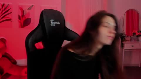 Emily online show from March 2025 09:13:01 AM