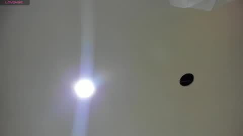 Snapshot of emilywillis8 chatting on September 2025 01:23:01 PM E M I L Y online show from September 2025 01:23:01 PM