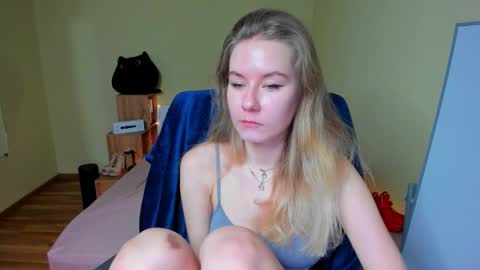 Emily online show from February 2025 06:24:01 AM
