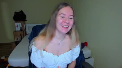 Emily online show from February 2025 07:02:02 AM
