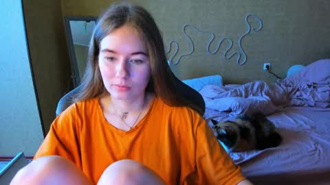 Emily online show from April 2026 11:00:02 AM
