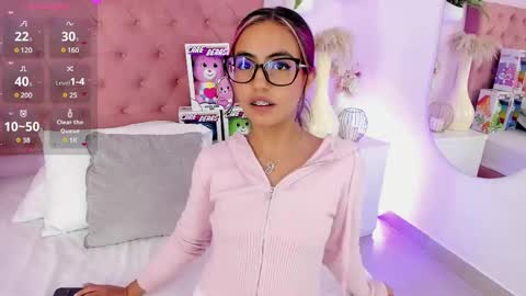 Emily Bank online show from March 2025 11:05:01 PM