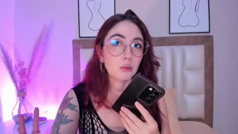 Emilyy Watson online show from September 2025 12:59:01 AM