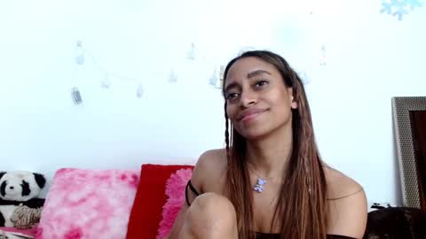 Snapshot of emilyzans07 chatting on January 2025 02:48:01 AM emilyzans07 online show from January 2025 02:48:01 AM
