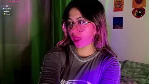 Snapshot of emma__bell_ chatting on September 2025 11:26:01 PM Emma Is here online show from September 2025 11:26:01 PM