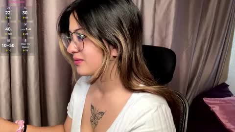Emma Is here online show from October 2025 02:04:02 PM
