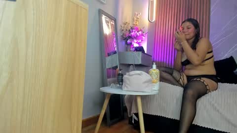 Snapshot of emma__rose1 chatting on September 2025 02:00:02 AM emma__rose1 online show from September 2025 02:00:02 AM