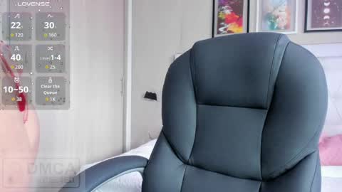 Emma online show from April 2026 01:36:02 PM