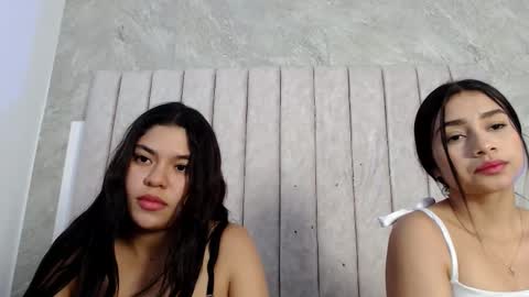 emma_and_aysha online show from February 2025 05:29:01 PM