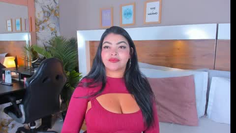 Snapshot of emma_bakker_ chatting on April 2026 08:28:02 AM Emma online show from April 2026 08:28:02 AM