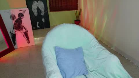 Emma online show from February 2026 07:07:01 PM