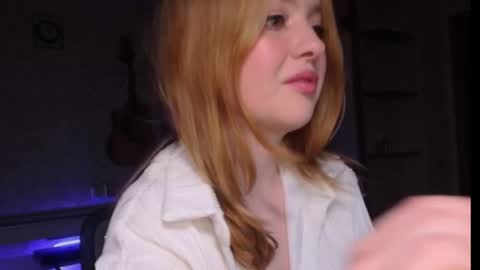 Snapshot of emma_blush69 chatting on May 2026 08:26:02 PM Emma and July online show from May 2026 08:26:02 PM